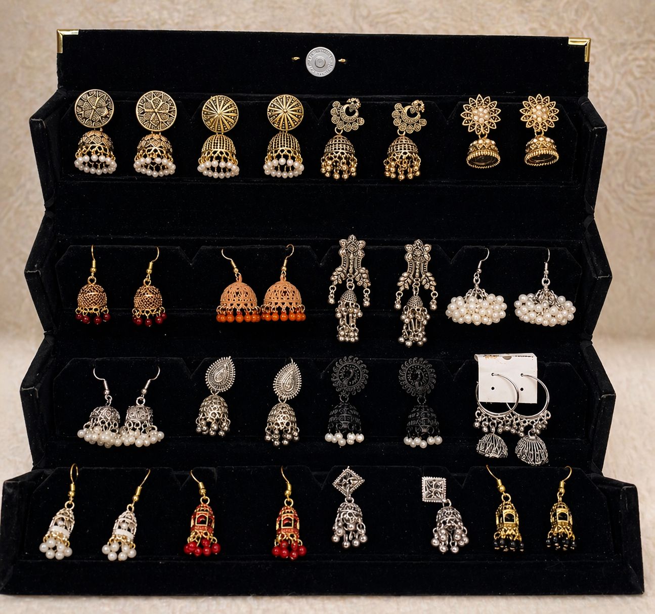 Velvet Jhumka Treasure Box